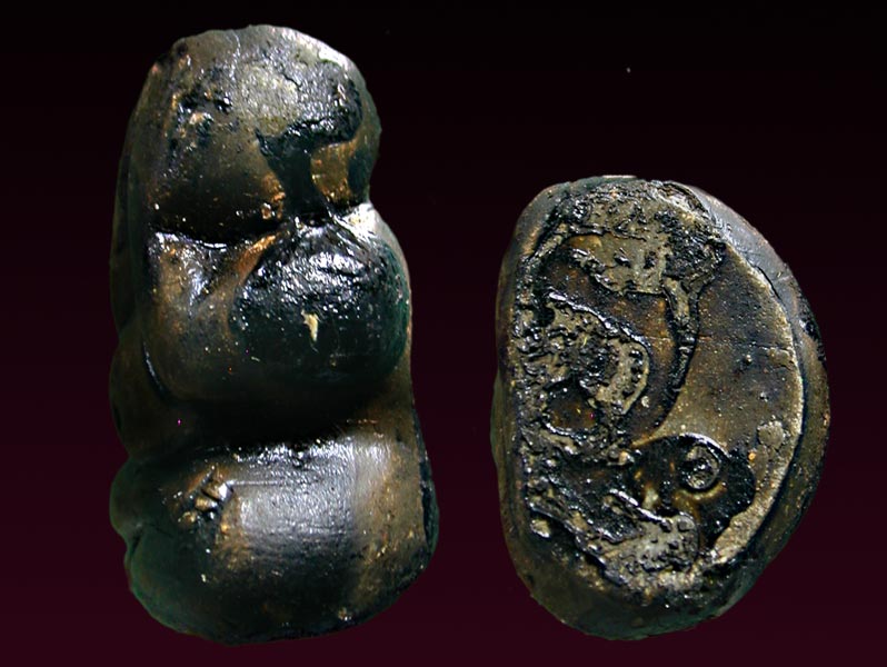 พระปิดตาเนื้อผงคลุกรัก หลวงปู่ทิม วัดพระขาว ที่ระลึกครบรอบ 84 ปี กล่องเดิม พ.ศ.2540........เคาะเดียว