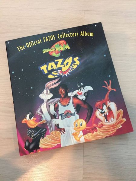 การ์ดปฎิทินภาพยนตร์พร้อมสมุด SPACE JAM