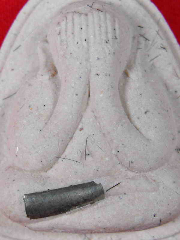 พระปิดตารุ่นแรก หลวงพ่ออั๊บ วัดท้องไทร"รุ่นไตรมาส ปี2544"