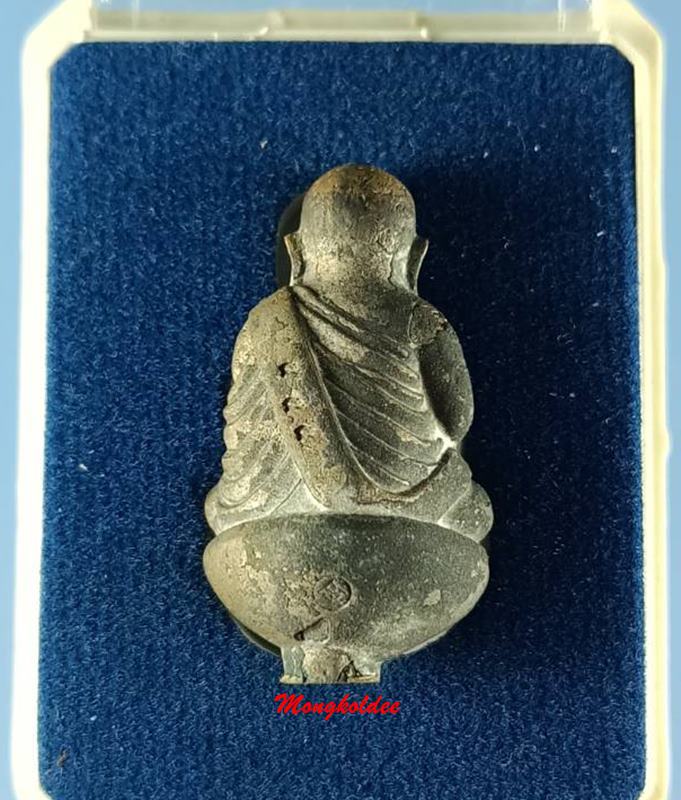 หลวงพ่อเงิน พิมพ์ก้นถ้วยเบ้าทุบ เนื้อเงินพดด้วง รุ่นเงินสิทธิโชติ วัดบางคลาน ปี57 No.555