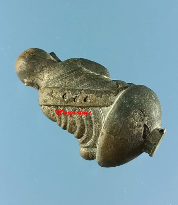 หลวงพ่อเงิน พิมพ์ก้นถ้วยเบ้าทุบ เนื้อเงินพดด้วง รุ่นเงินสิทธิโชติ วัดบางคลาน ปี57 No.555