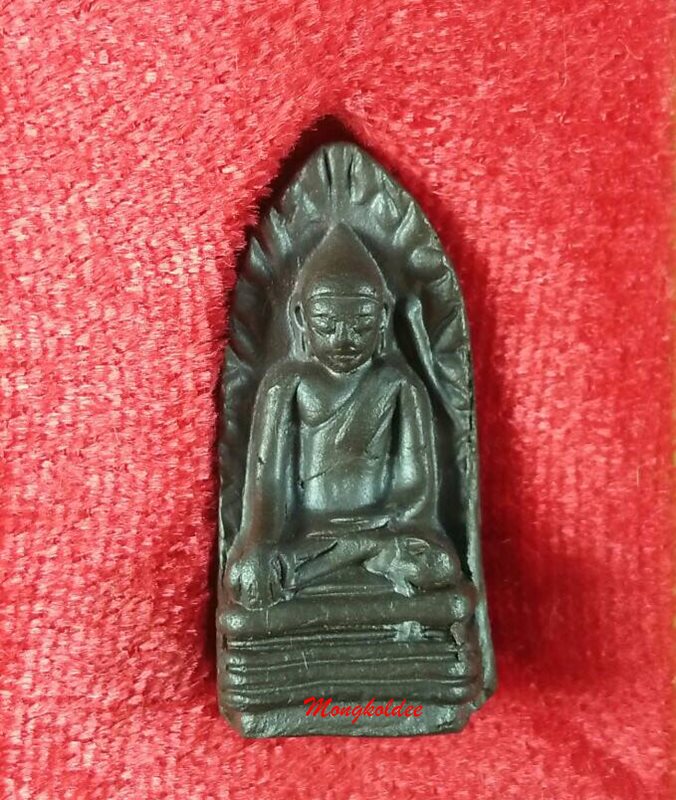 พระรอด พิมพ์ใหญ่ รุ่นยมกปาฎิหาริย์ ปลุกเสกมูลคันธกุฎิพระพุทธองค์ วัดมหาวัน จ,ลำพูน ปี34