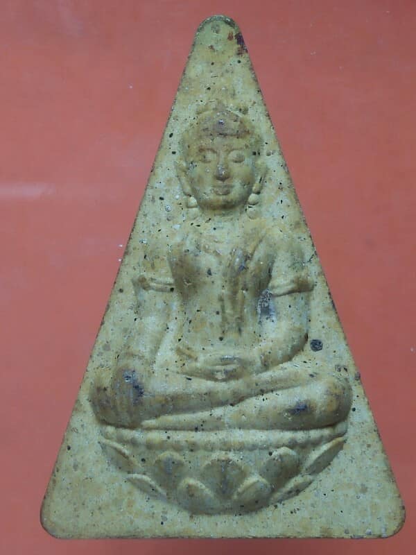 พระผงจิตรดา ๖ รอบ หลังสก เนื้อเทา