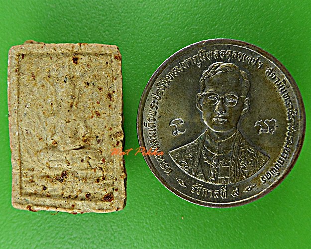 พระผงวัดโพธิ์เผือก นนทบุรี .D390.