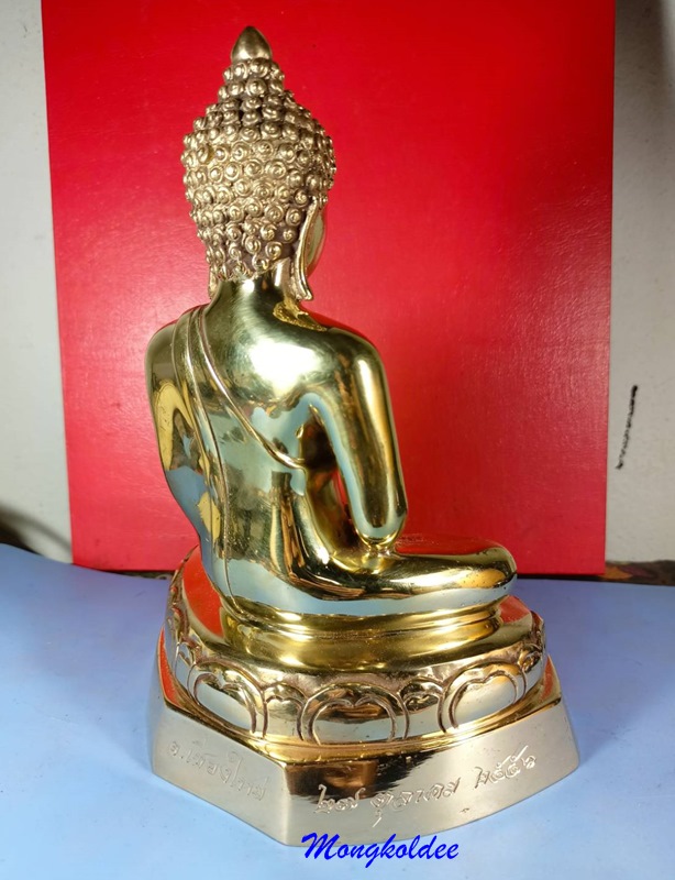 หลวงพ่อทันใจ หน้าตัก 5 นิ้ว  รุ่นรวยเงินล้าน วัดพระธาตุดอยคำ จ.เชียงใหม่ ปี56 เนื้อทองเหลืองขัดเงา 