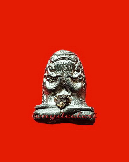 พระปิดตายันต์ยุ่ง หลวงพ่อนารถ วัดศรีโลหะราษฎร์บำรุง จ.กาญจนบุรี องค์นี้จิ๋วแต่แจ๋วค่ะ