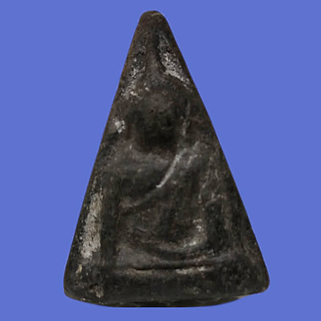 พระนางพญา วัดประสาทบุญญาวาส เนื้อผงดำหายาก