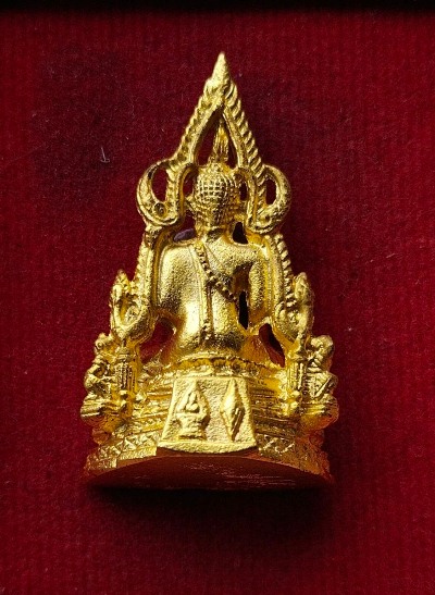 รูปหล่อพระพุทธชินราชสวยๆพร้อมกล่องเดิม