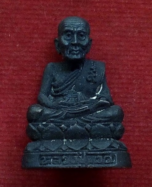 หล่อลอยองค์หลวงปู่ทวด รุ่นสร้างอุโบสถ วัดม่วง กทม. ปี40 เนื้อทองแดงรมดำ ...เคาะเดียวแดง..