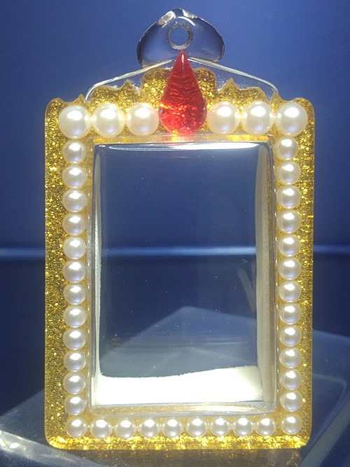 แบบที่๑ตลับPlastic acrylic งาน*Hand make*ใส่พระสมเด็จโนนผึ้งหลวงปู่หมุน หรือสมเด็จทั่วไป