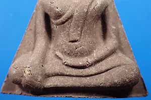 ขายขาดทุน!!!พระนางพญา วัดนางพญา จังหวัดพิษณุโลก+บัตรรับรองพระแท้*130