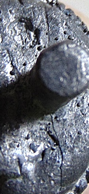 พระยอดธงเนื้อตะกั่ว หลวงพ่อคูณ วัดบ้านไร่