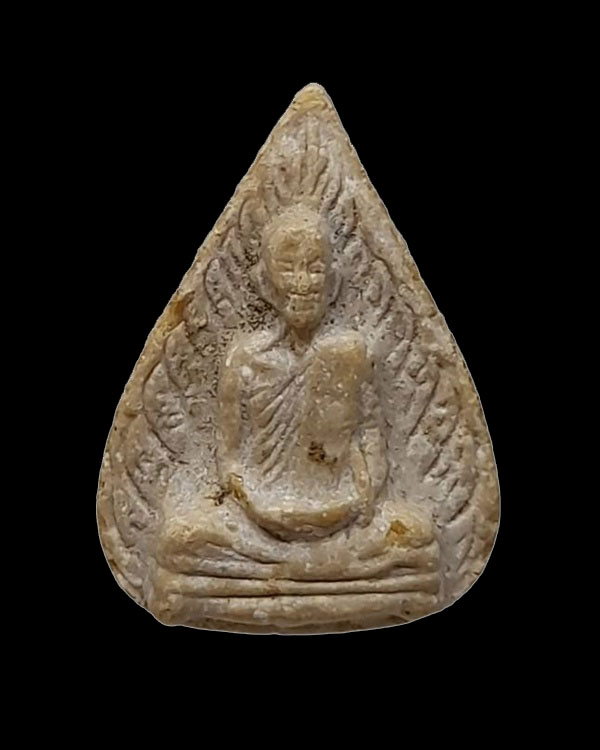 พระผงรูปเหมือน หลังยันต์ตรี หลวงปู่โต๊ะ วัดประดู่ฉิมพลี กทม. ปี 2523 เนื้อเกสร