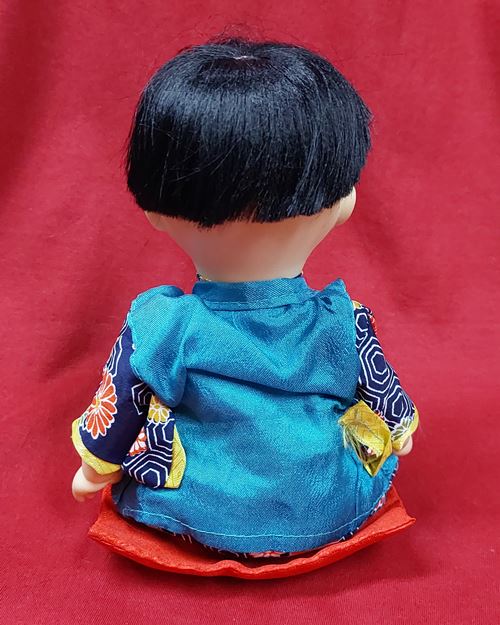(ปิด59-)ตุ๊กตาจีนเนื้อพลาสติก สูง19กว้าง11ซ.ม.(สภาพไม่ได้ใช้)