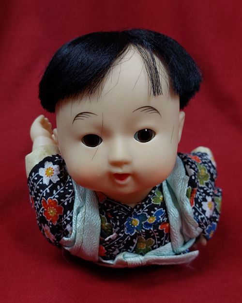 (ปิด59- ตุ๊กตาจีนเนื้อพลาสติก สูง11กว้าง16ซ.ม.(สภาพไม่ได้ใช้)