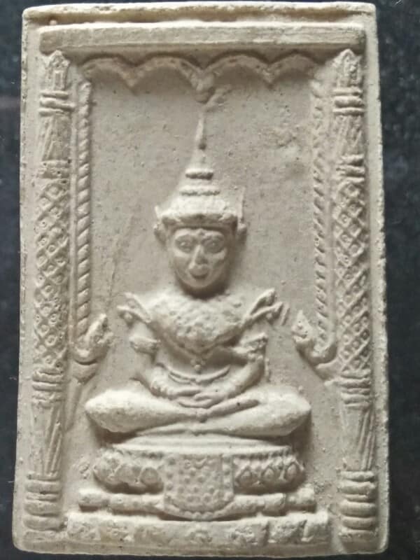 พระผงพระแก้วมรกต วัดแสนมืองมาราม (วัดหัวข่วง) เชียงใหม่