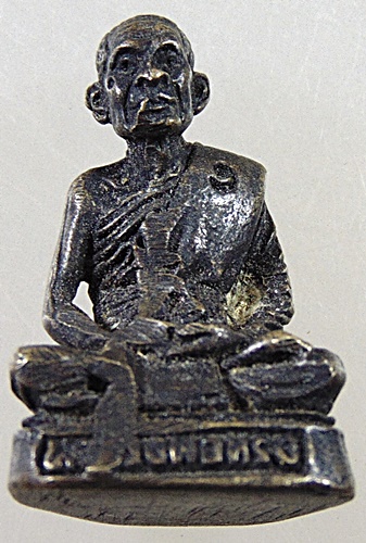 รูปหล่อหลวงพ่อทรง วัดศาลาดิน จ อ่างทอง