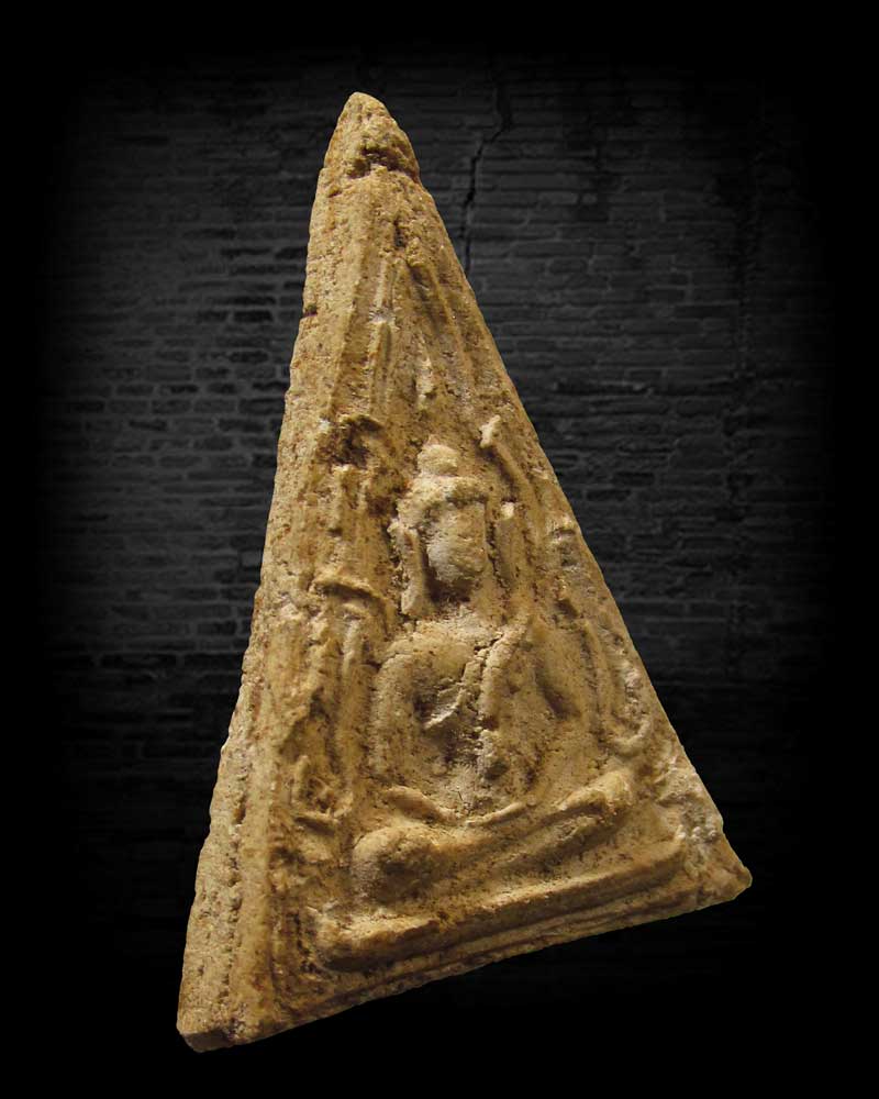 พระนางพญาข้างกนก หลวงปู่นาค วัดระฆัง ออกที่วัดชิโนรส กรุงเทพฯ