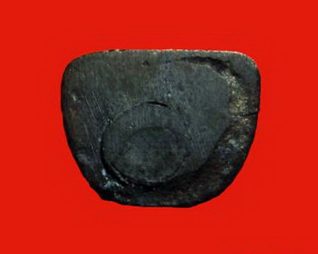 รูปหล่อหลวงปู่หลิว รุ่นแซยิด 94 ปี ห่มคลุม ใต้ฐานอุดกริ่ง สวยมากค่ะ