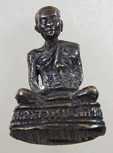 ๒๐ รูปหล่อพระครูสุวรรณศีลวัตร วัดบ่อทองอุดมธรรม สุโขทัย