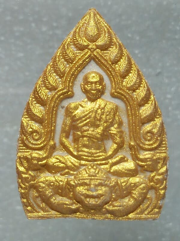 พระผงเจ้าสัว หลวงพ่อเงิน-หลวงพ่อพูล ๑๐๓ปี ชาติกาล วัดไผ่ล้อม นครปฐม +กล่อง