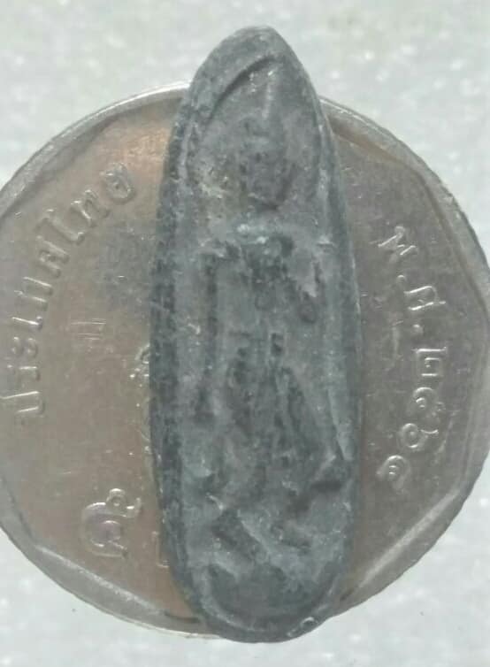 พระลีลาเนื้อผง หลังปั้ม วิเศษ
