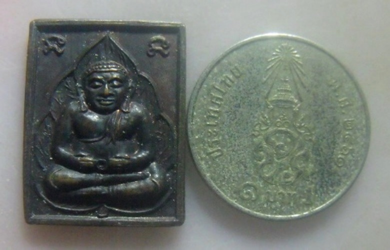 **วัดใจ**เหรียญพระสังกัจจายน์ รุ่น๑ หลวงพ่อเมี้ยน วัดโพธิ์กบเจา จ.อยุธยา ปี ๒๕๓๙**หลังยันต์ สวยๆ