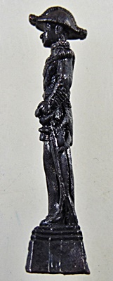 รูปหล่อยืนกรมหลวงชุมพรฯ