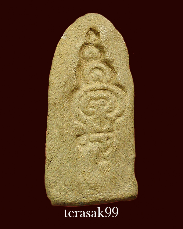 พระผงรูปเหมือน ครูบาพรหมา วัดพระพุทธบาทตากผ้า รุ่นแรก เนื้อดิน ราคาเบาๆ(1)