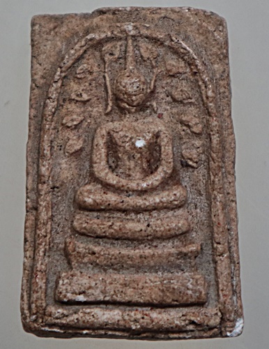 ๒๐ พระสมเด็จปรกโพธิ์ ๑๐ ใบ เนื้อดิน