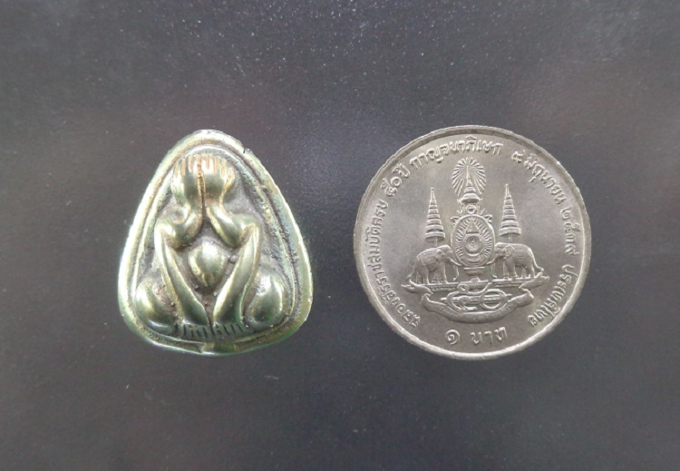 พระปิดตา เนื้อเมฆสิทธิ์ สวยครับ