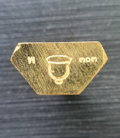 ๑๐๐ ปี รูปหล่อก้นระฆัง ๒๕๖๔..กะไหล่ทอง..ลพ.พัฒน์ วัดห้วยด้วน จ.นครสวรรค์ / กล่องเดิม