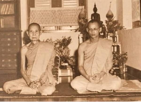 เหรียญสมเด็จพระสังฆราชชื่น วัดบวรนิเวศวิหาร ปี 2514 เนื้ออัลปาก้า พิมพ์เล็ก สวยมากค่ะ