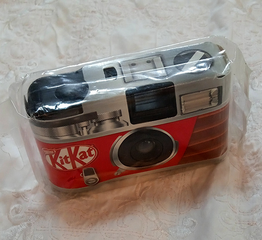กล้องฟิลม์ KITKAT รุ่นแรกหายาก ของใหม่ยังอยู่ในซีลเดิม