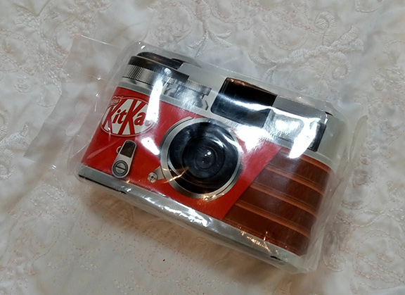 กล้องฟิลม์ KITKAT รุ่นแรกหายาก ของใหม่ยังอยู่ในซีลเดิม