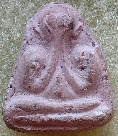 *ปิดตานักกล้าม พิมพ์หลวงปู่แก้ว วัดเคลือวัลย์ เนื้อผงปูนแห้ง วัดประสาทฯ ปี๒๕๐๖*