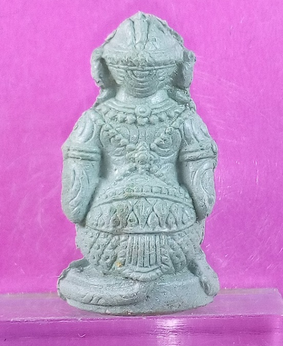 หนุมานผงพรายกุมาร รุ่นทรงสินทรัพย์ ชุดกองบุญสร้างถนนขึ้นสำนักสงฆ์เขาหลวงเตี่ย บ้านค่าย