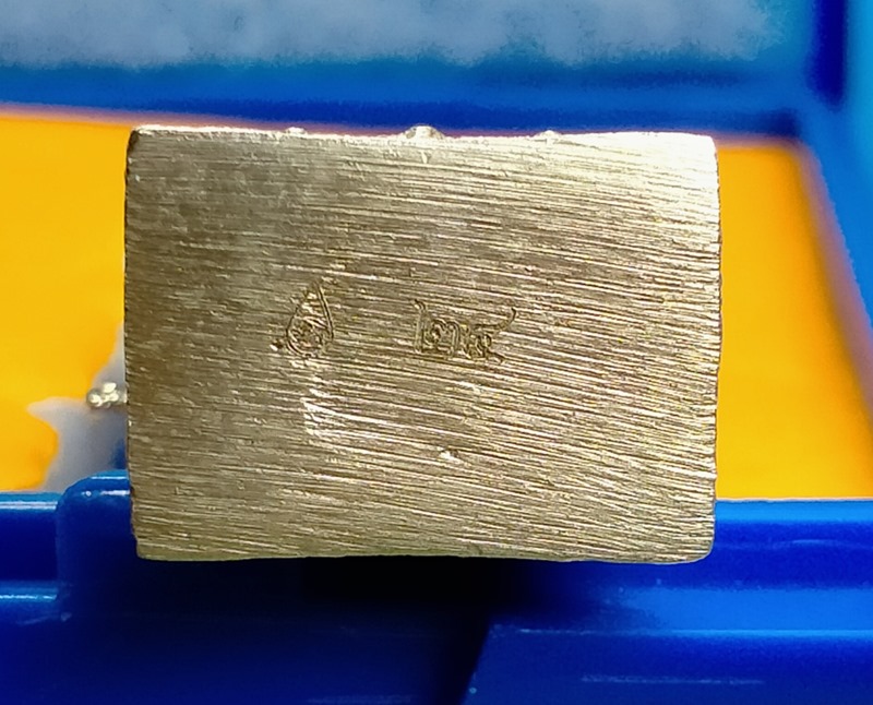 ท้าวเวสสุวรรณเจริญทรัพย์ หลวงพ่อสิน วัดละหารใหญ่ จ.ระยอง เนื้ออัลปาก้าลงยา กล่องเดิม