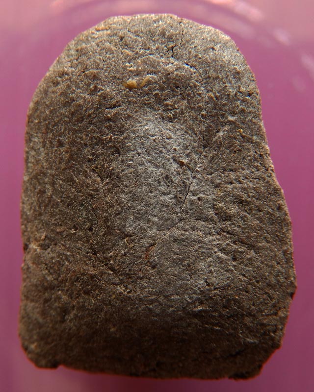 ปิดตารุ่นแรกท้องอุ เนื้อผงว่านผสมน้ำนมควาย หลวงพ่อเขียว วัดหรงบล จ.นครศรีธรรมราช พ.ศ. 2510 (B11)