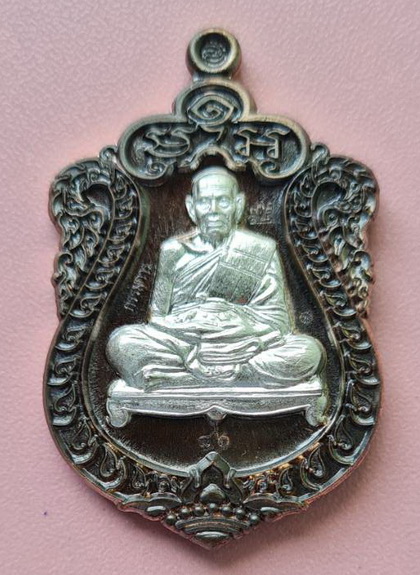 เคาะแรกแดง..สำเภาเศรษฐี ๒๕๖๓...นวะสอดไส้เงินบริสุทธื์..ลพ.พัฒน์ วัดห้วยด้วน จ.นครสวรรค์