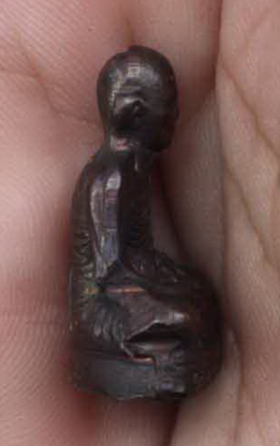 รูปเหมือนปั้มหลวงพ่อคูณ เทพประทานพร รุ่นแรก บล็อค ด แตก นิยมสุด  สภาพสวย พร้อมบัตรพระแท้