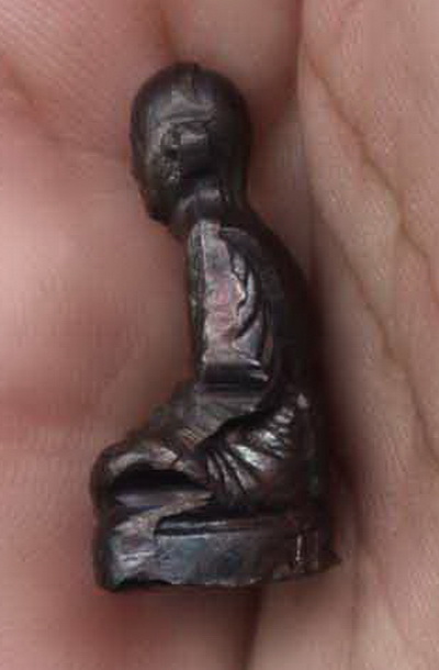 รูปเหมือนปั้มหลวงพ่อคูณ เทพประทานพร รุ่นแรก บล็อค ด แตก นิยมสุด  สภาพสวย พร้อมบัตรพระแท้