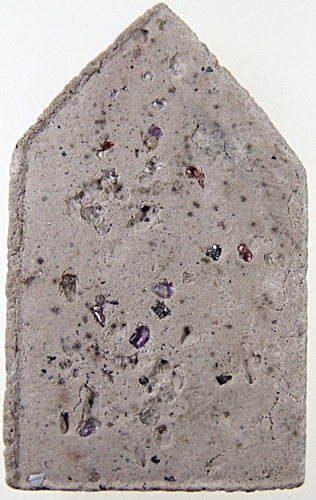 ๒๐ พระขุนแผน เนื้อผง โรยพลอย