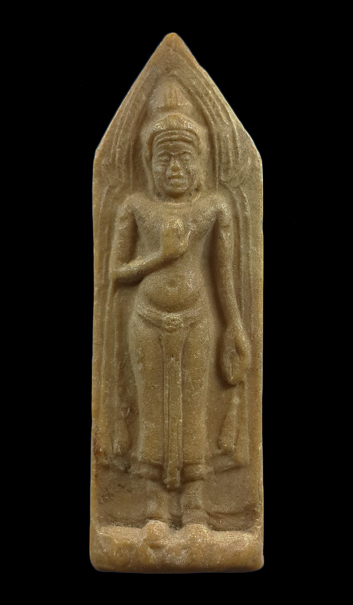 พระร่วงเนื้อผงน้ำมัน หลวงพ่ออ่ำ วัดชีปะขาว จ.สุพรรณบุรี 