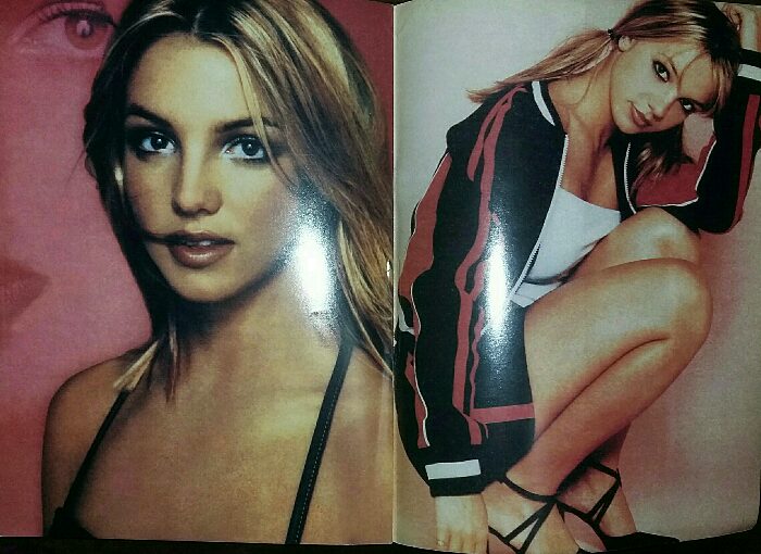 หนังสือ อัลบั้มภาพ Britney Spears Photo Album (100)