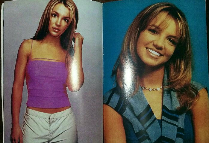 หนังสือ อัลบั้มภาพ Britney Spears Photo Album (100)