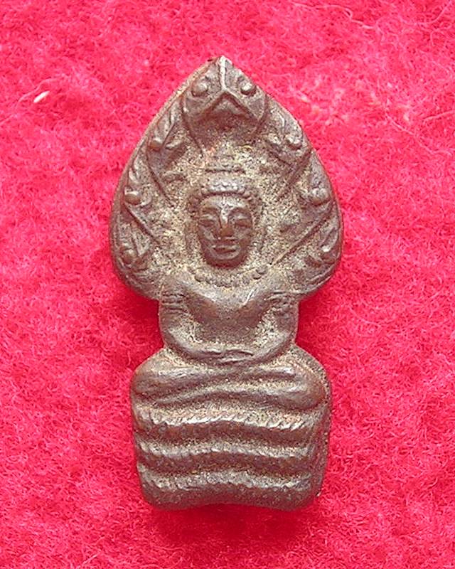 พระปรกใบมะขาม หลวงพ่อคูณ รุ่นเสาร์๕ คูณพันล้านปี 37