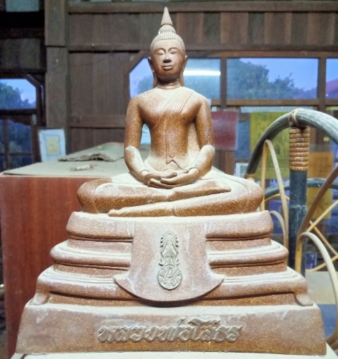 พระหลวงพ่อโสธร รุ่นกระเบื้องหลังคาโบสถ์ หน้าตัก7 นิ้ว
