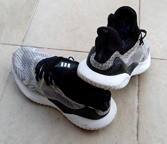 ADIDAS Alpha Bounce แท้ ตัวท็อป เทาดำ สวยแจ่ม