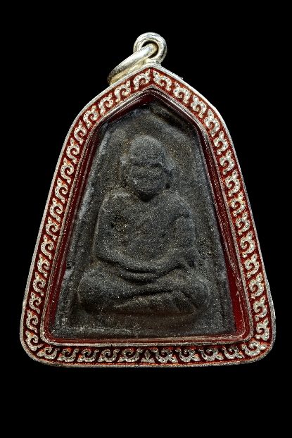 หลวงพ่อเงิน วัดบางคลาน ปี15 เนื้อผงใบลาน พิมพ์ห้าเหลี่ยม (หายาก)